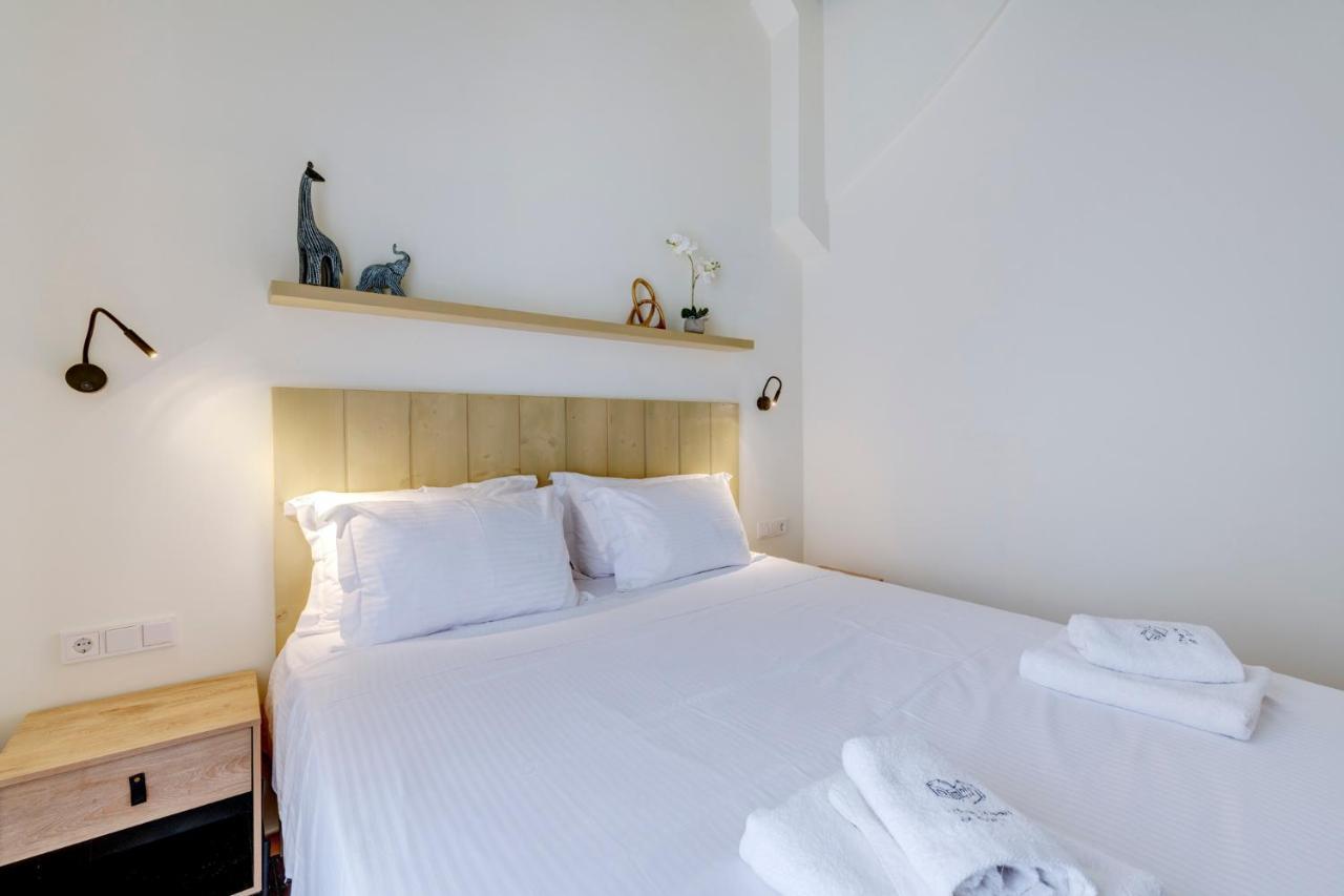 The Heart Of Syra - Your Home In Ermoupolis Eksteriør billede
